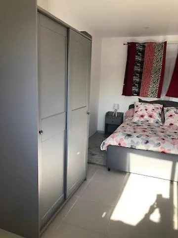 Zf Immersion Marseille Bed & Breakfast